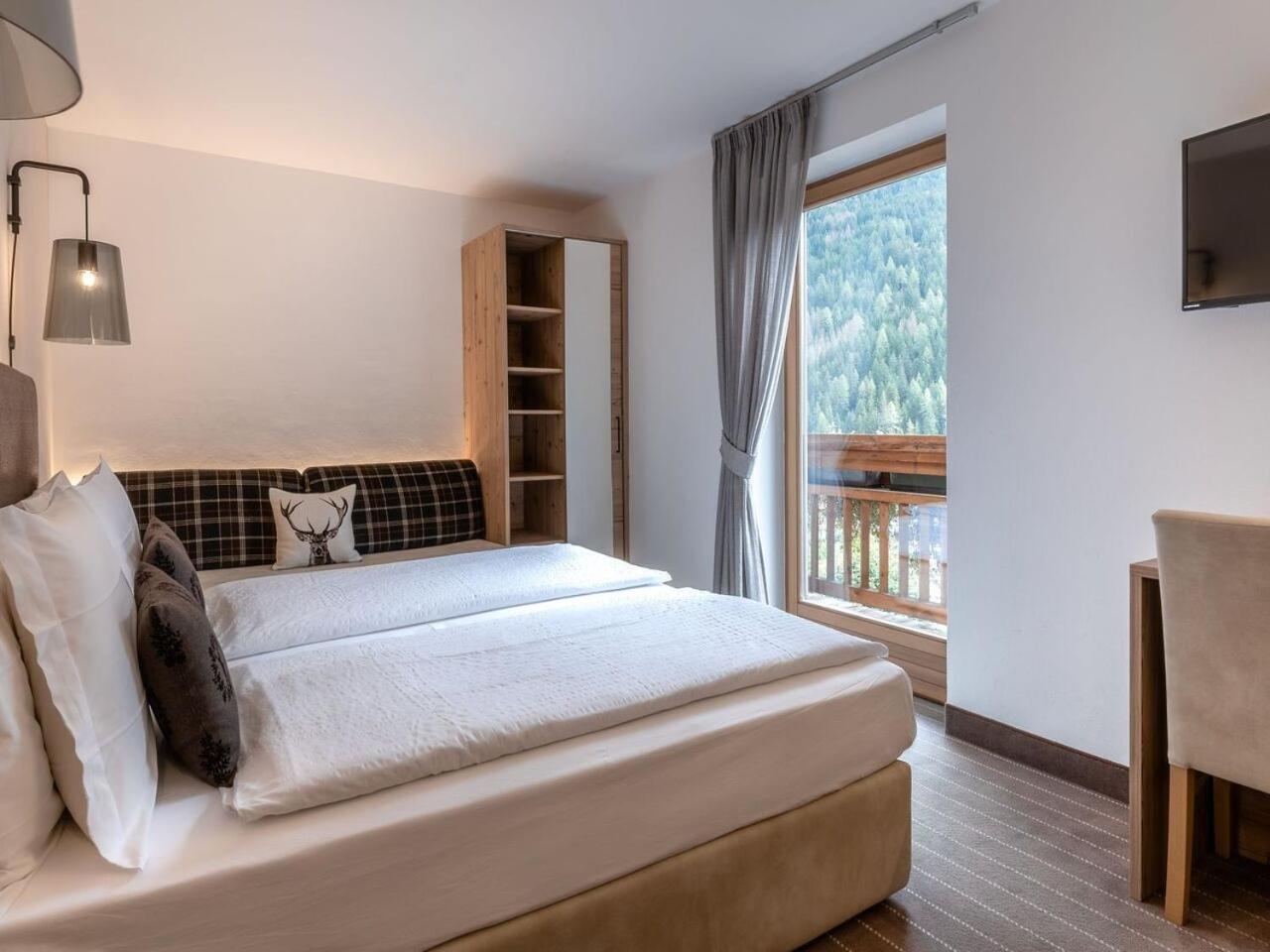 Hotel Madonnina Resort And Wellness Soraga Ngoại thất bức ảnh